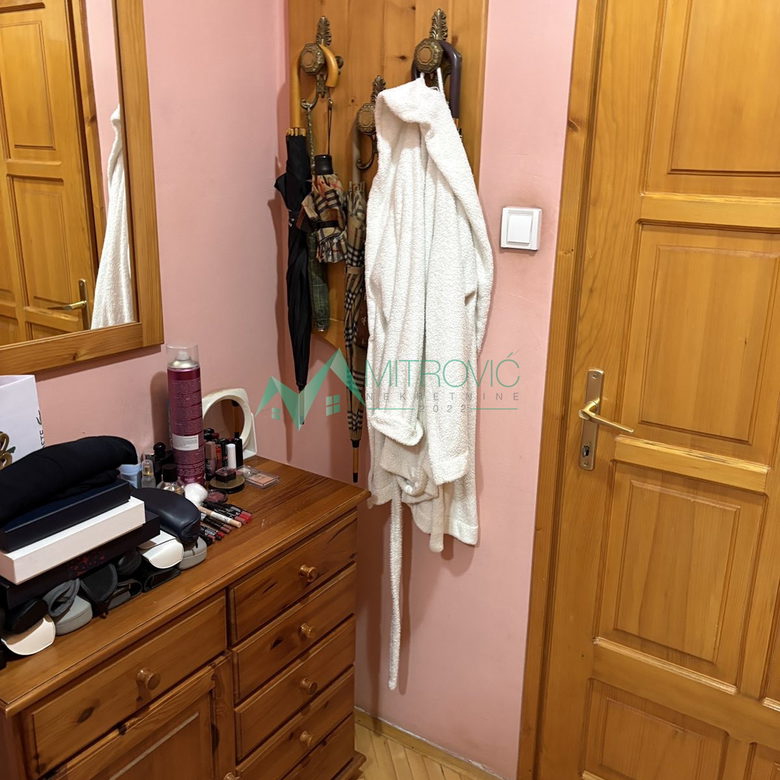 Četvorosoban stan na prodaju, Podbara, Novi Sad, 95m², 244.600 €