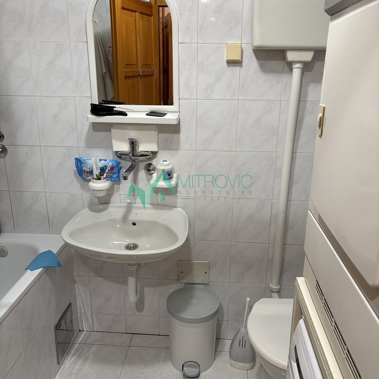 Četvorosoban stan na prodaju, Podbara, Novi Sad, 95m², 244.600 €