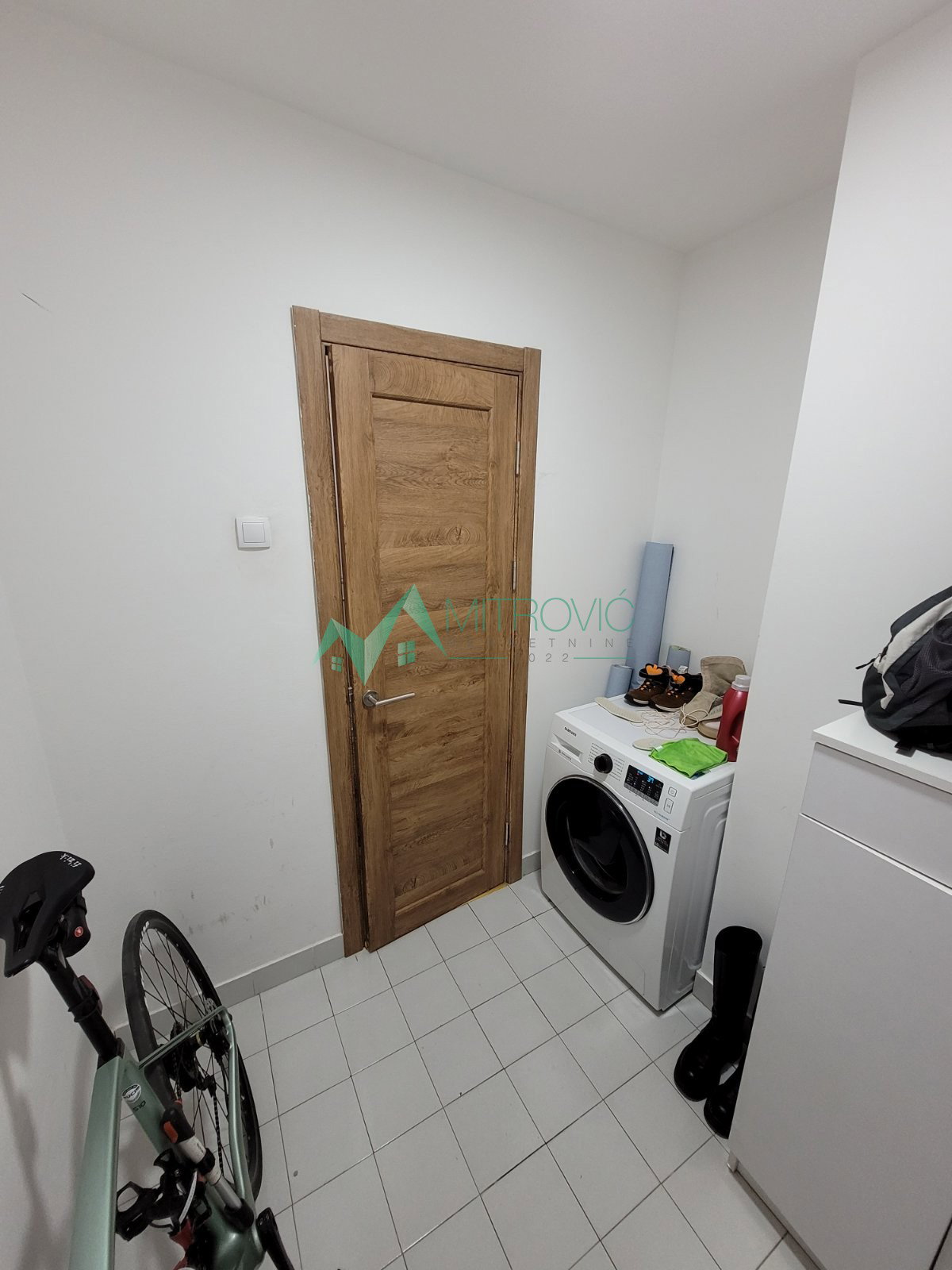 Četvorosoban stan na prodaju, Sajmište, Novi Sad, 96m², 247.200 €