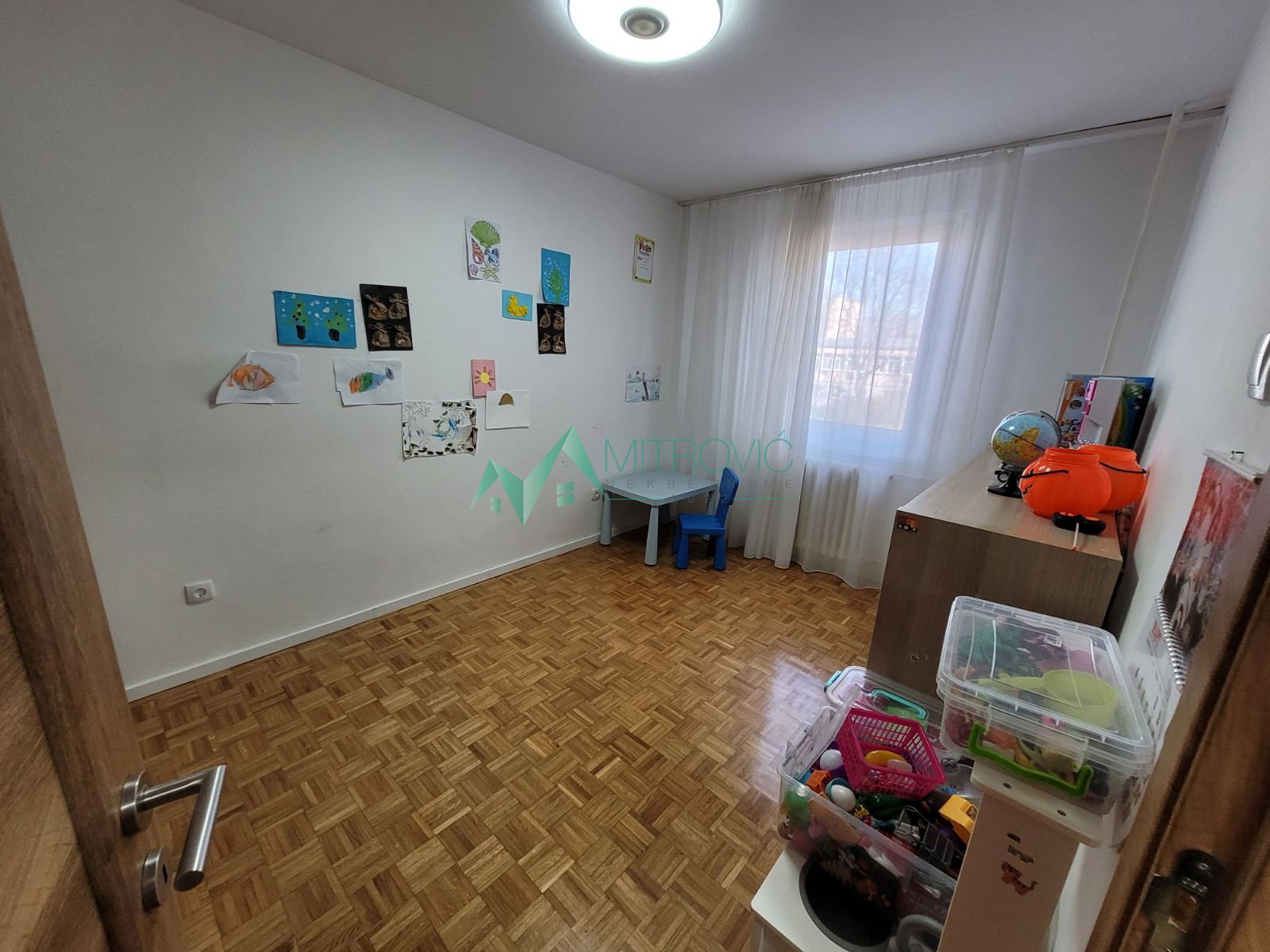 Četvorosoban stan na prodaju, Sajmište, Novi Sad, 96m², 247.200 €