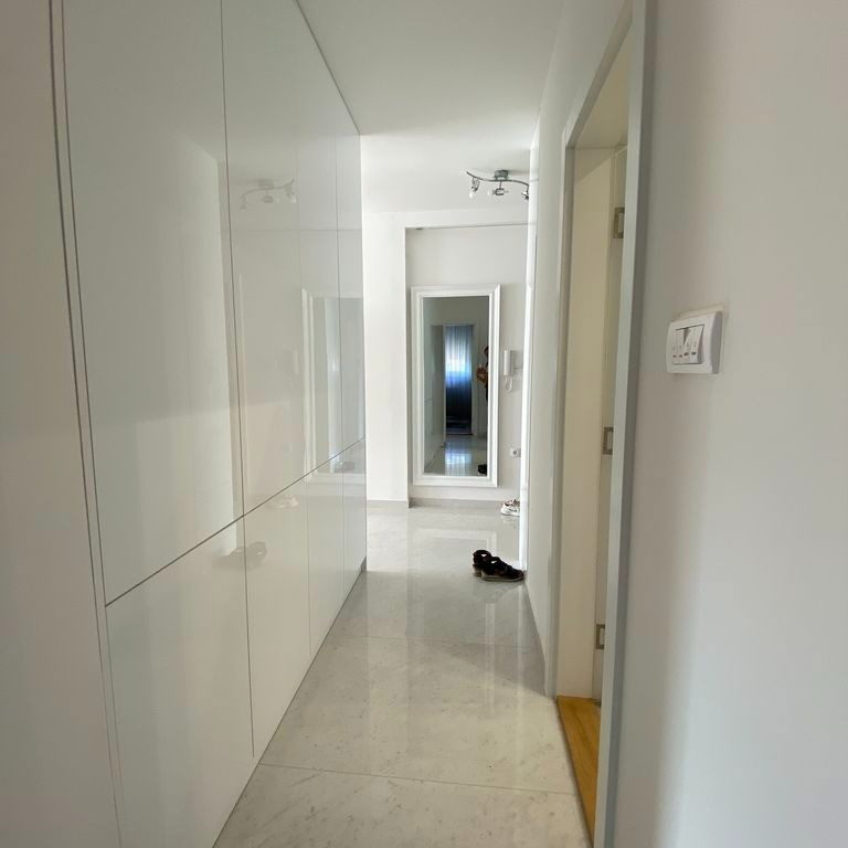 Četvorosoban stan na prodaju, Salajka, Novi Sad, 101m², 2. sprat, 360.000 €