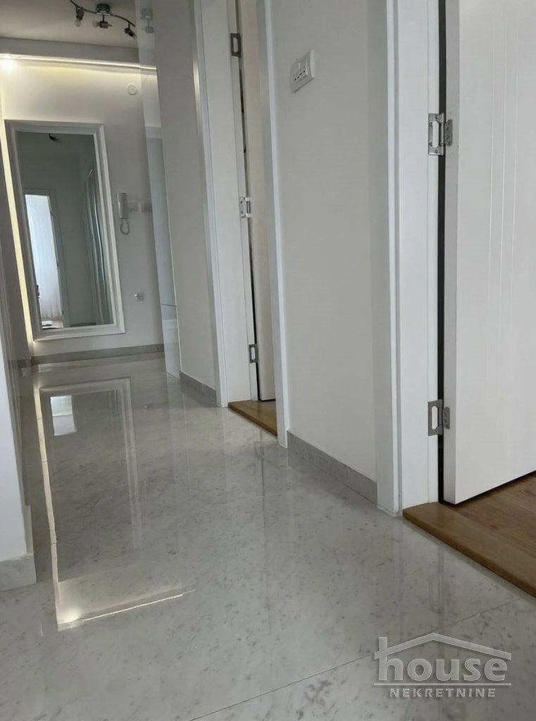 stanovi-4-re-salajka-1101539-bcj32 Četvorosoban stan na prodaju, Salajka, Novi Sad, 101m², 2. sprat, 360.000 €