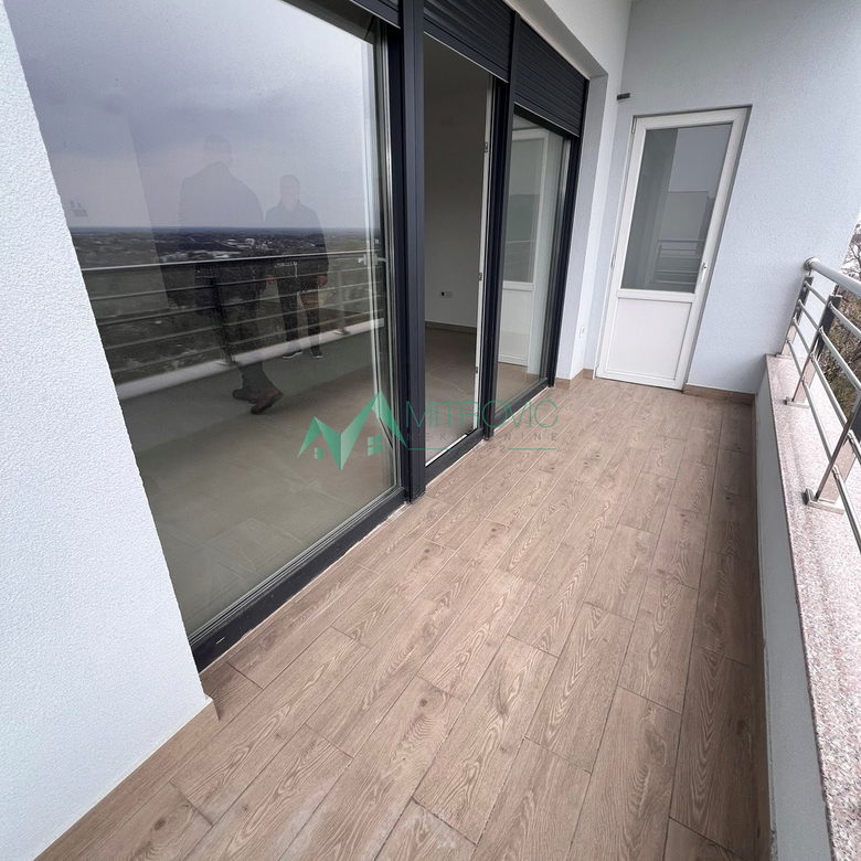 Četvorosoban stan na prodaju, Tatarsko Brdo, Novi Sad, 96m², 242.180 €