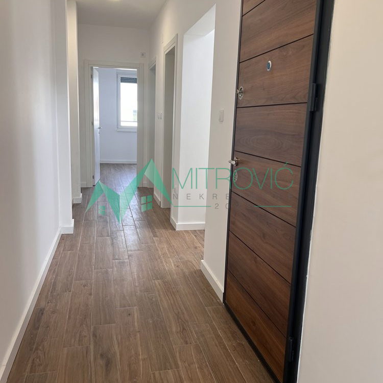 Četvorosoban stan na prodaju, Telep, Novi Sad, 114m², 288.400 €