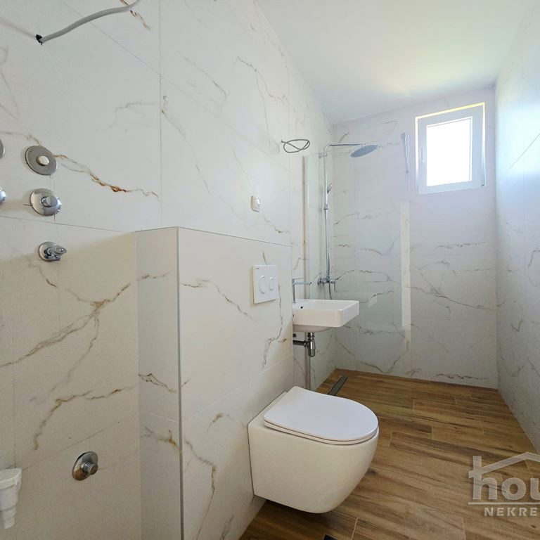 Stan Prodaja Novi Sad  81 m2