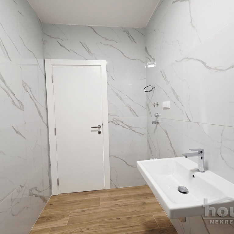 Četvorosoban stan na prodaju, Telep, Novi Sad, 106m², 249.100 €