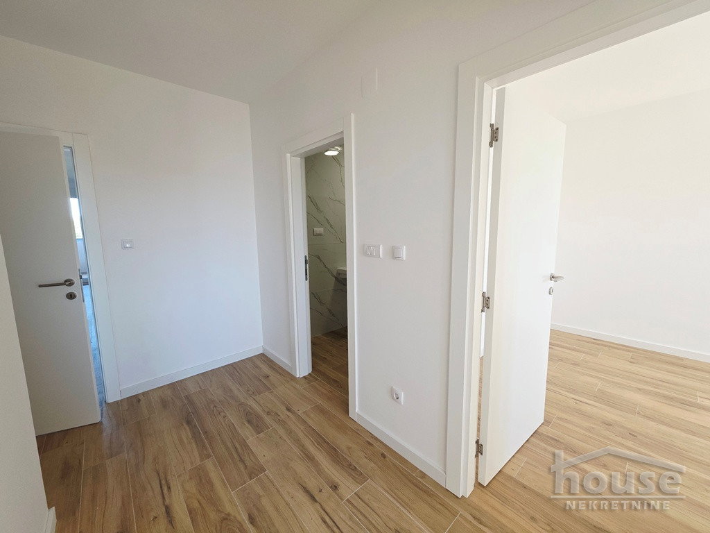 Četvorosoban stan na prodaju, Telep, Novi Sad, 106m², 249.100 €