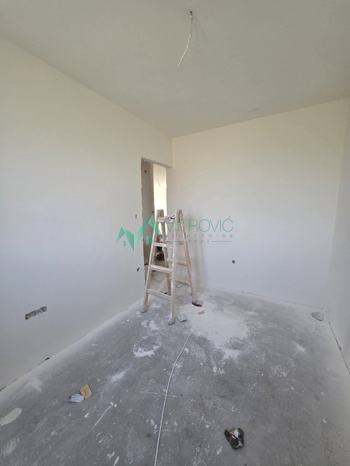 Četvorosoban stan na prodaju, Veternik, Novi Sad, 74m², 144.820 €