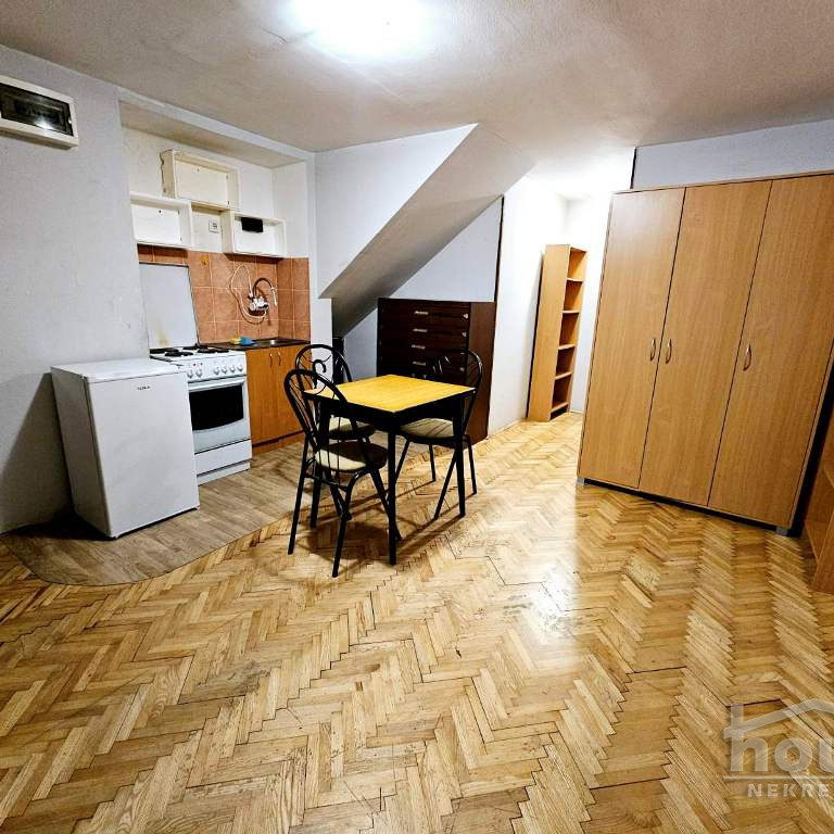 Garsonjera na prodaju, Grbavica, Novi Sad, 28m², Prizemlje, 68.000 €