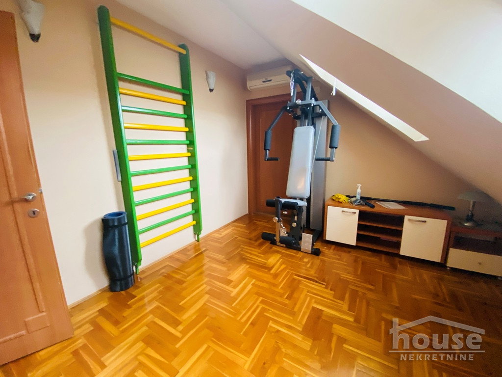 Petosoban stan na prodaju, Centar, Novi Sad, 71m², 180.250 €
