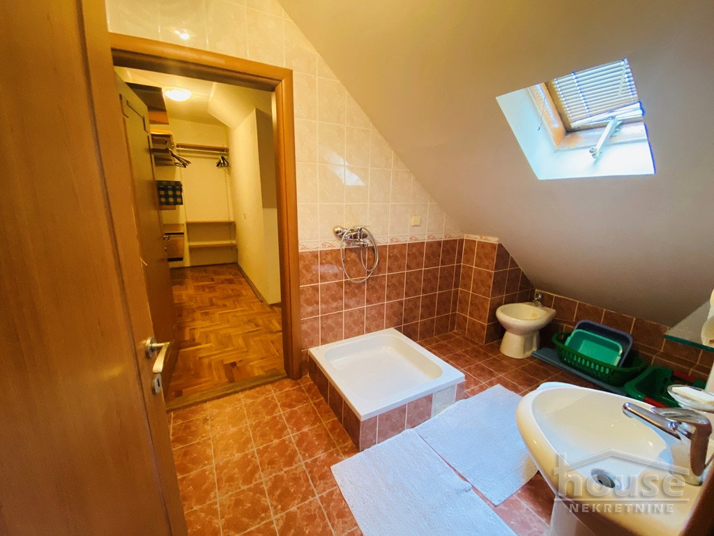Petosoban stan na prodaju, Centar, Novi Sad, 71m², 180.250 €