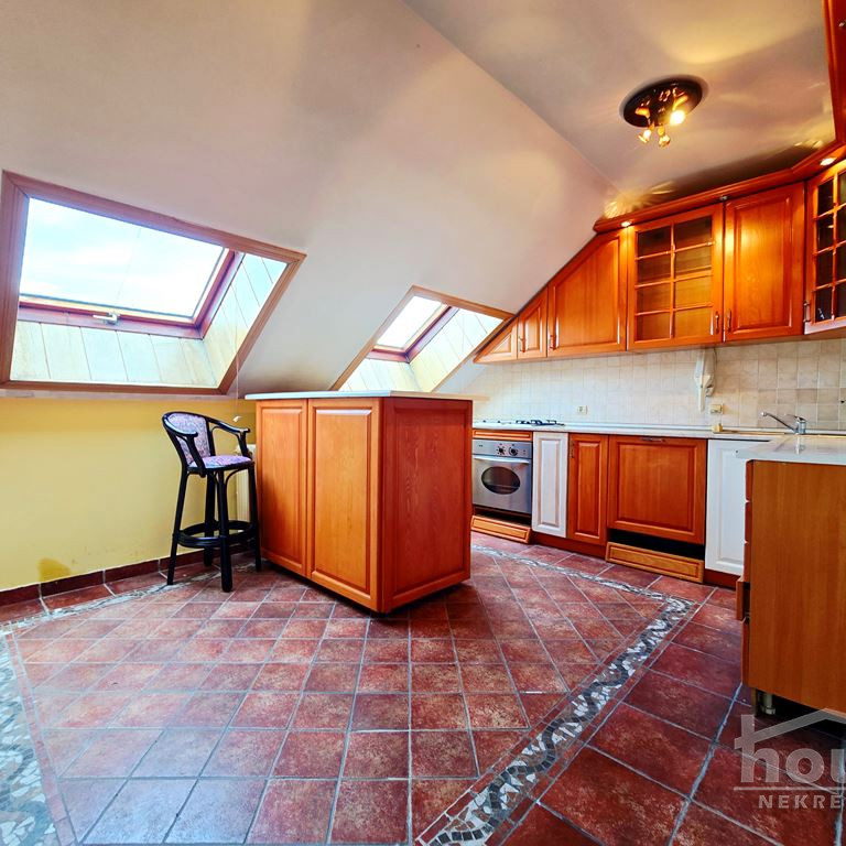 Petosoban stan na prodaju, Kej, Novi Sad, 179m², 460.000 €