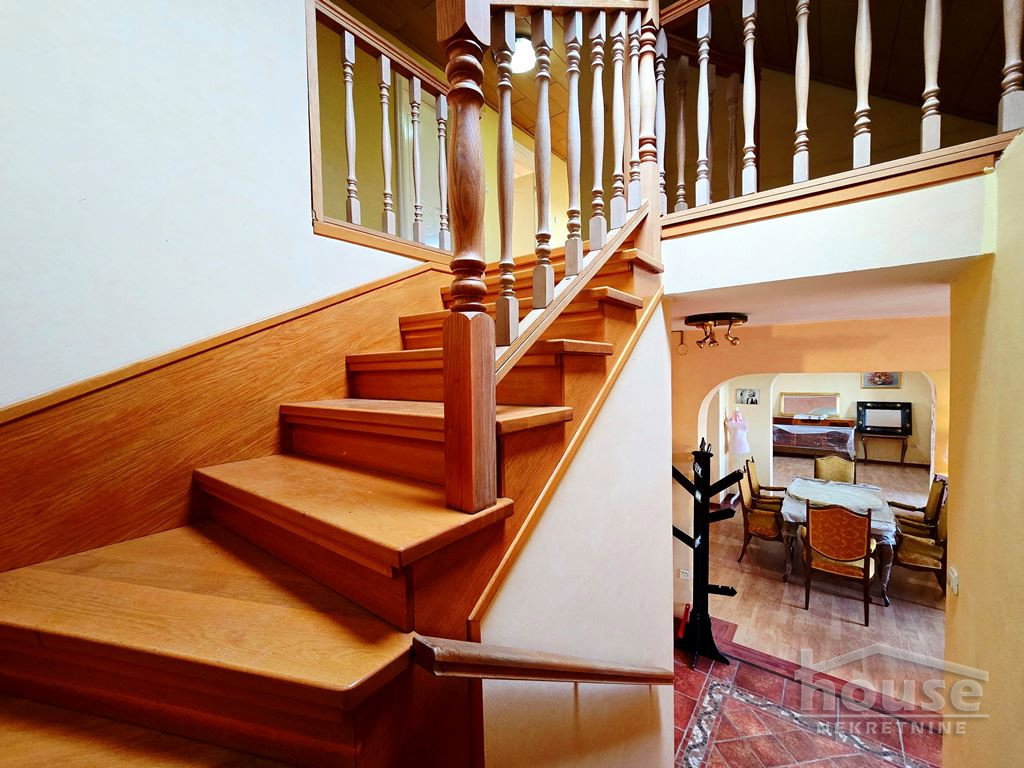 stanovi-5-dx-kej-1065183-wb9wp Petosoban stan na prodaju, Kej, Novi Sad, 179m², 460.000 €