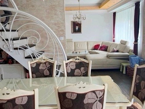 Stan Prodaja Novi Sad  130 m2