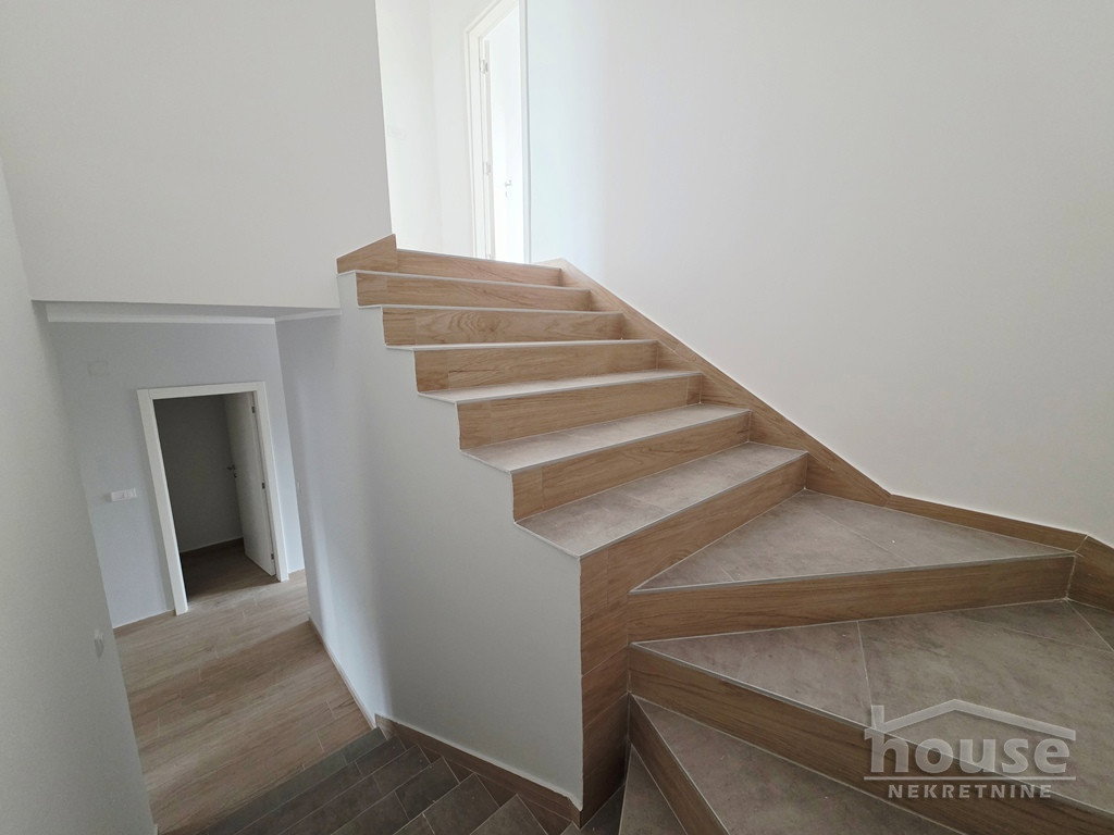 stanovi-5-pe-bulevar-patrijarha-pavla-1101671-7p20p Petosoban stan na prodaju, Bulevar Patrijarha Pavla, Novi Sad, 154m², 2. sprat, 338.800 €