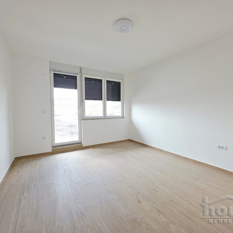Petosoban stan na prodaju, Bulevar Patrijarha Pavla, Novi Sad, 154m², 2. sprat, 338.800 €