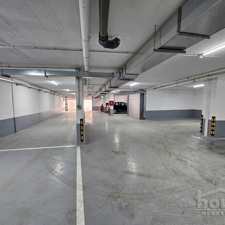 Petosoban stan na prodaju, Grbavica, Novi Sad, 185m², 7. sprat, 555.000 €
