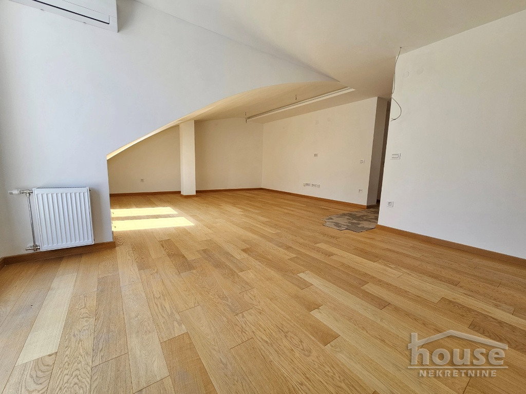 Stan Prodaja Novi Sad  185 m2