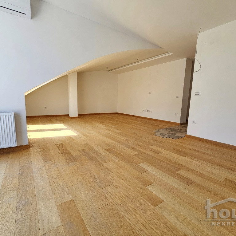 Stan Prodaja Novi Sad  185 m2