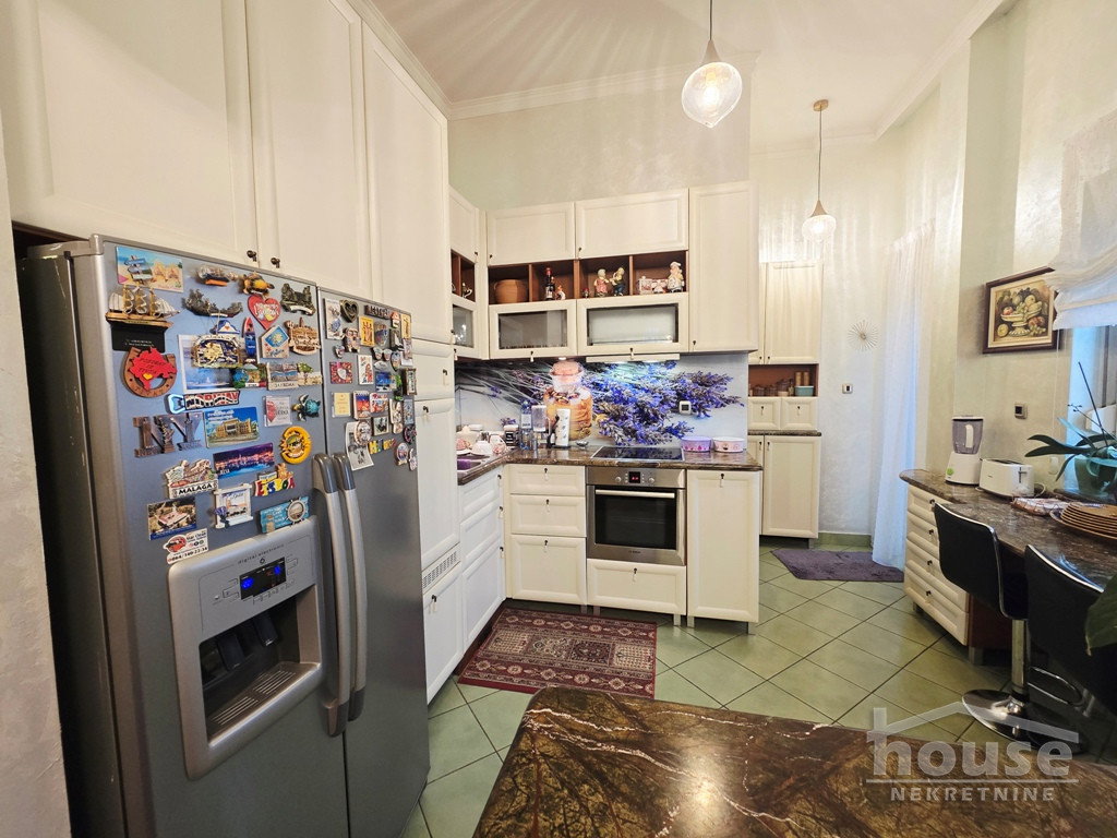 stanovi-5-pe-grbavica-1097899-ai4hd Petosoban stan na prodaju, Grbavica, Novi Sad, 359m², 6. sprat, 628.000 €