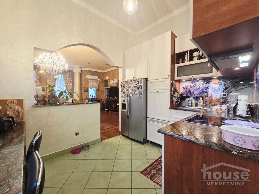 stanovi-5-pe-grbavica-1097899-ucrqj Petosoban stan na prodaju, Grbavica, Novi Sad, 359m², 6. sprat, 628.000 €
