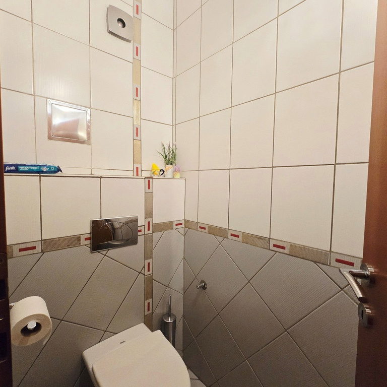 Petosoban stan na prodaju, Grbavica, Novi Sad, 359m², 6. sprat, 628.000 €