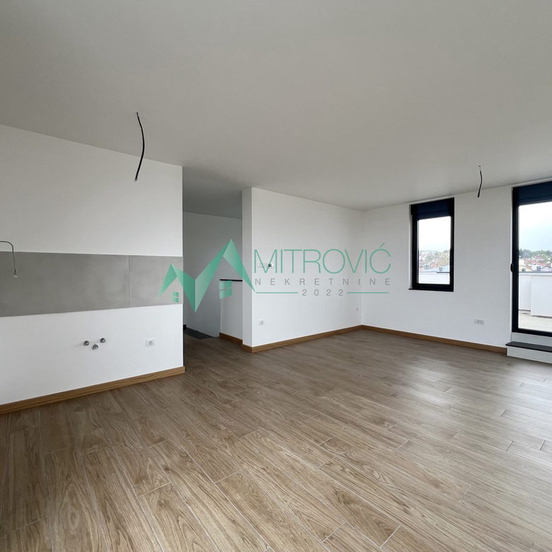 Petosoban stan na prodaju, Sremska Kamenica, Novi Sad, 143m², 356.500 €