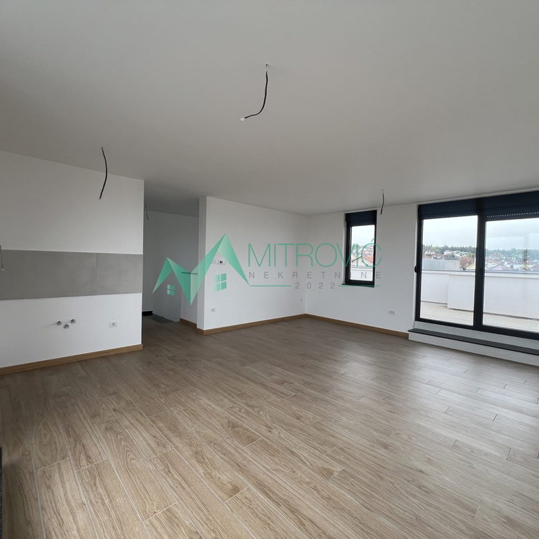 Petosoban stan na prodaju, Sremska Kamenica, Novi Sad, 143m², 356.500 €