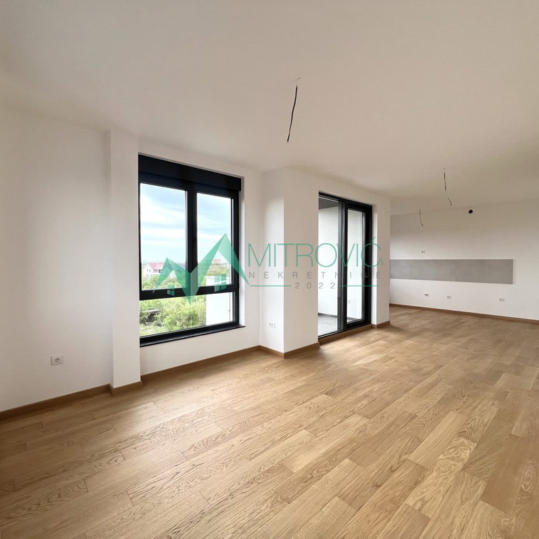 Petosoban stan na prodaju, Sremska Kamenica, Novi Sad, 143m², 356.500 €