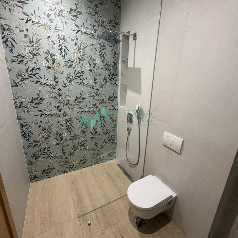 Petosoban stan na prodaju, Podbara, Novi Sad, 121m², 566.500 €