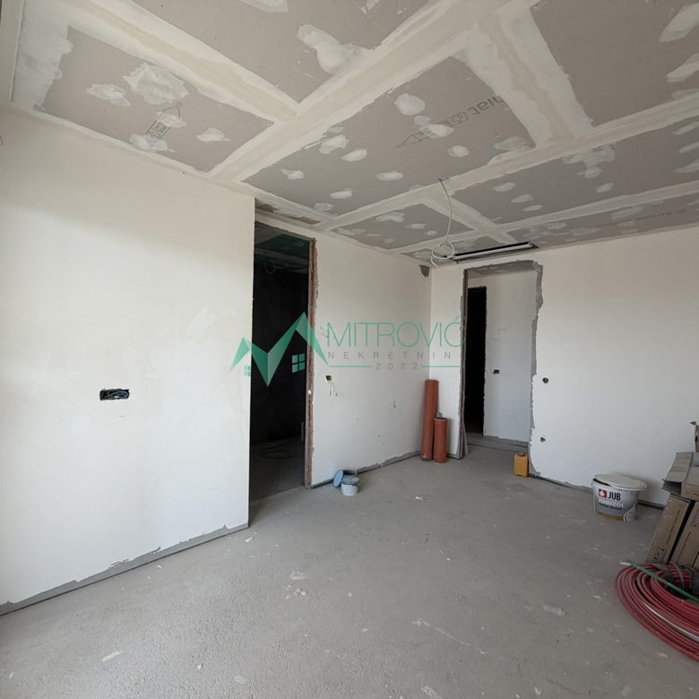 Petosoban stan na prodaju, Telep, Novi Sad, 253m², 499.999 €
