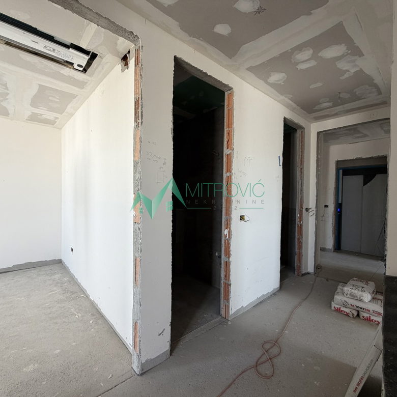 Petosoban stan na prodaju, Telep, Novi Sad, 253m², 499.999 €