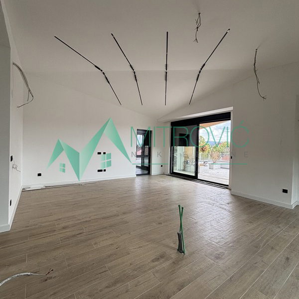 Petosoban stan na prodaju, Telep, Novi Sad, 183m², 481.200 €