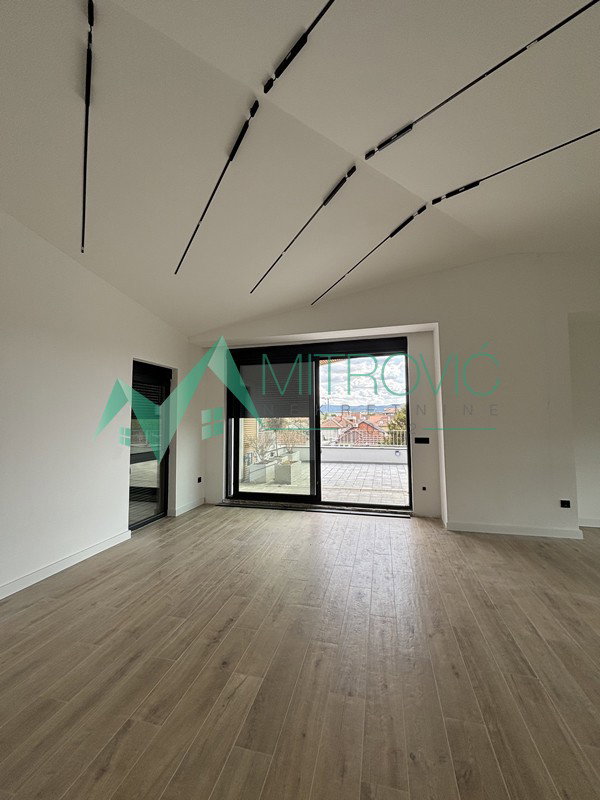 Petosoban stan na prodaju, Telep, Novi Sad, 183m², 481.200 €