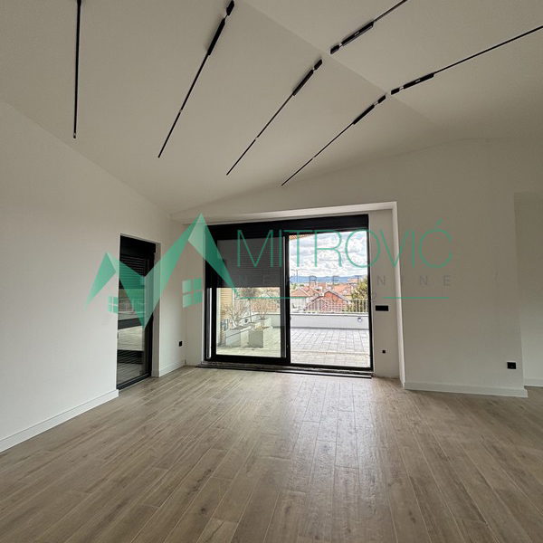 Petosoban stan na prodaju, Telep, Novi Sad, 183m², 481.200 €