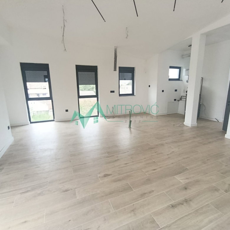 Petosoban stan na prodaju, Telep, Novi Sad, 183m², 481.200 €