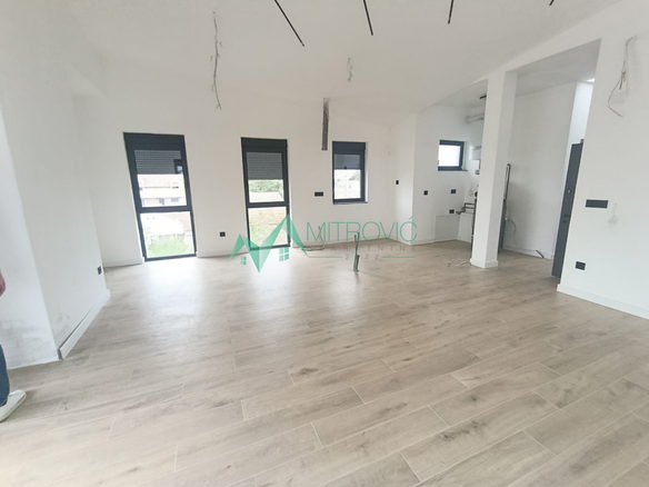 Stan Prodaja Novi Sad  183 m2