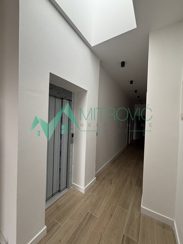 Petosoban stan na prodaju, Telep, Novi Sad, 183m², 481.200 €