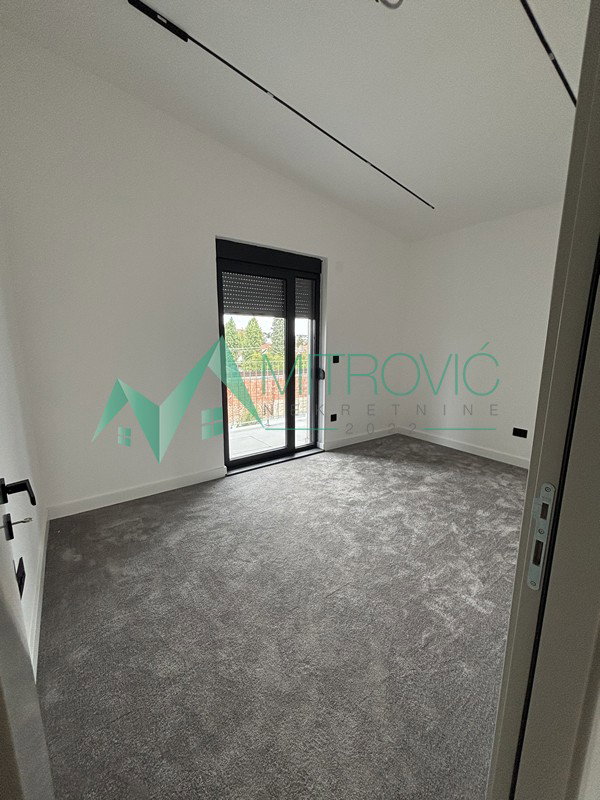 Petosoban stan na prodaju, Telep, Novi Sad, 183m², 481.200 €