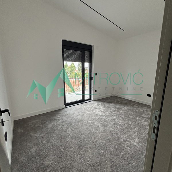 Petosoban stan na prodaju, Telep, Novi Sad, 183m², 481.200 €