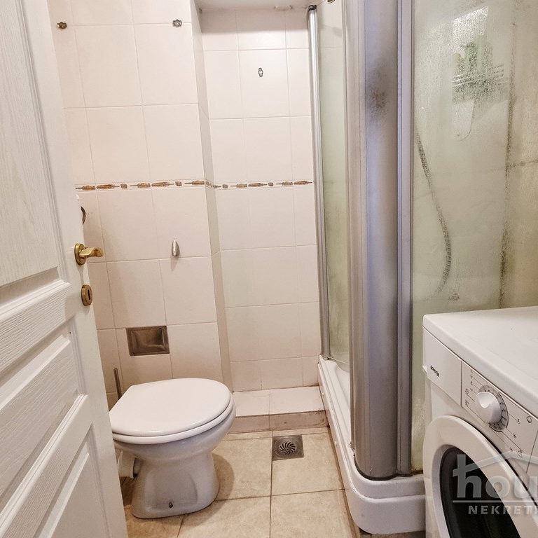 Garsonjera na prodaju, Bulevar Oslobođenja, Novi Sad, 29m², 5. sprat, 85.000 €