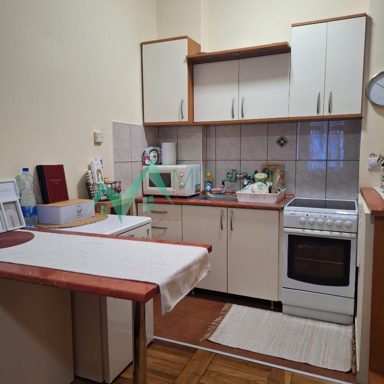 Stan Prodaja Novi Sad  42 m2