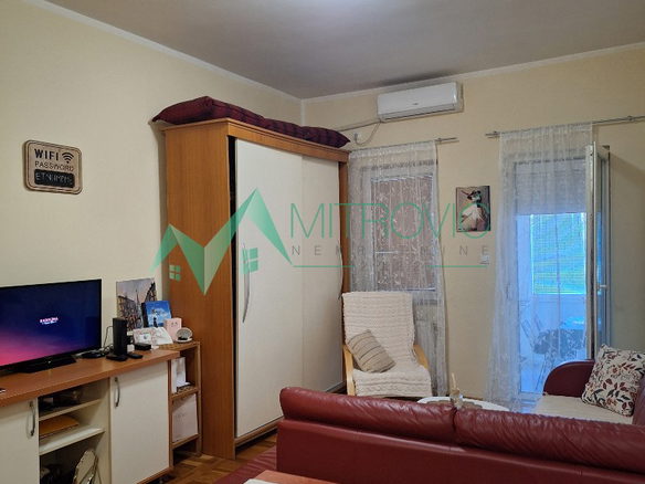 Stan Prodaja Novi Sad  42 m2