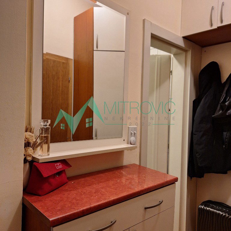 Stan Prodaja Novi Sad  42 m2