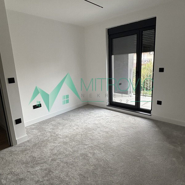 Petosoban stan na prodaju, Telep, Novi Sad, 159m², 475.860 €