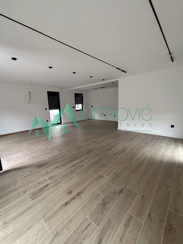 stanovi-5-pr-telep-1004220-hoehz Petosoban stan na prodaju, Telep, Novi Sad, 159m², 475.860 €