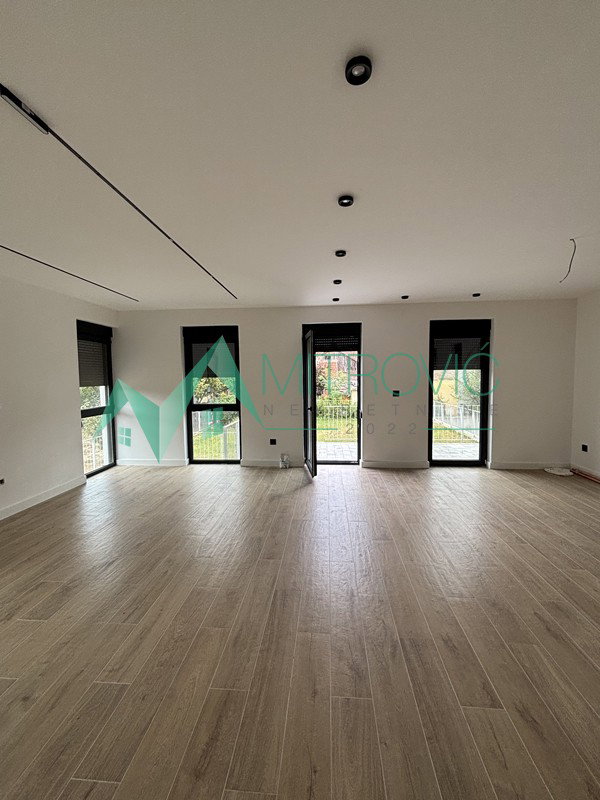 stanovi-5-pr-telep-1004220-tgqil Petosoban stan na prodaju, Telep, Novi Sad, 159m², 475.860 €