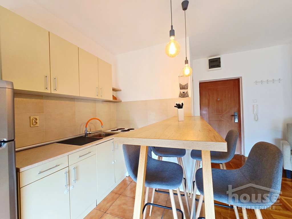 Stan Prodaja Novi Sad  34 m2