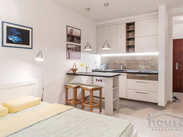 Stan Prodaja Novi Sad  24 m2