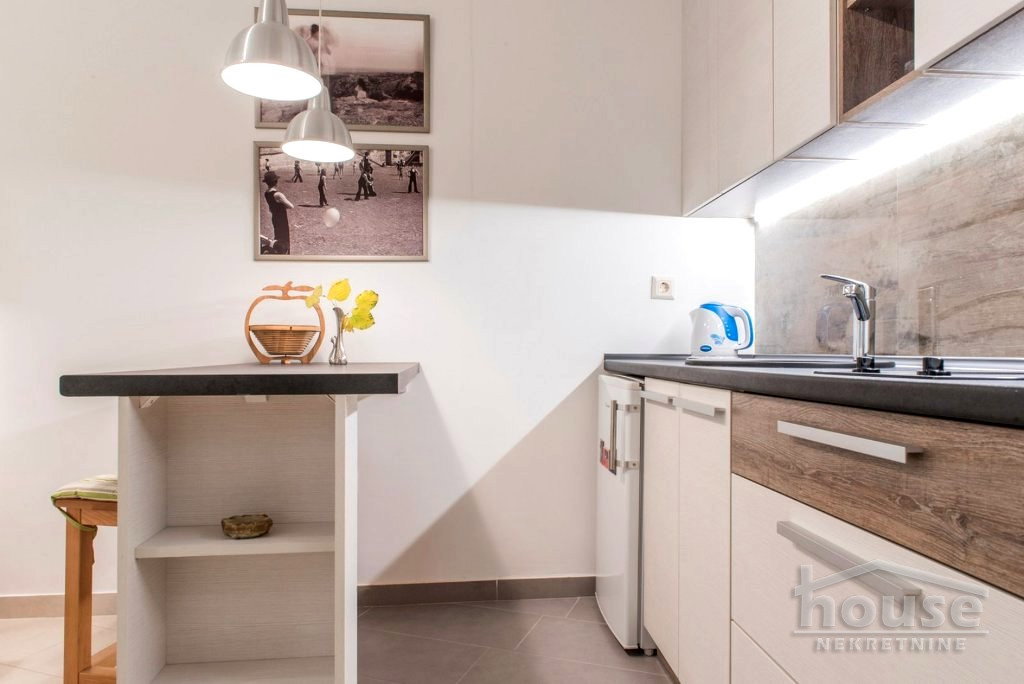 Stan Prodaja Novi Sad  24 m2